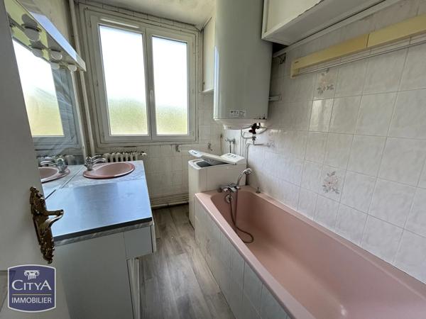 Appartement à vendre 2 pièces 47m² Charleville-Mézières (08000)