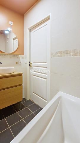 A louer : Saint Cyr l'Ecole - Appartement  meublé de 3 pièces de 68 m², avec parking en s/sol