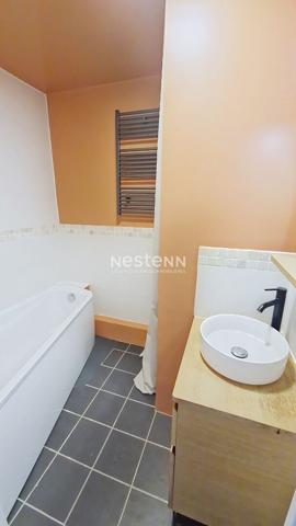 A louer : Saint Cyr l'Ecole - Appartement  meublé de 3 pièces de 68 m², avec parking en s/sol