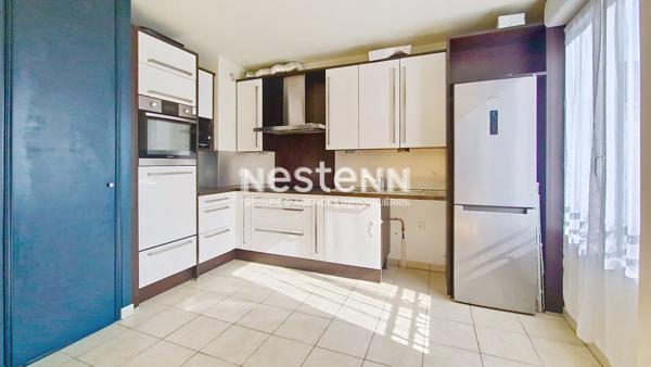 A louer : Saint Cyr l'Ecole - Appartement  meublé de 3 pièces de 68 m², avec parking en s/sol