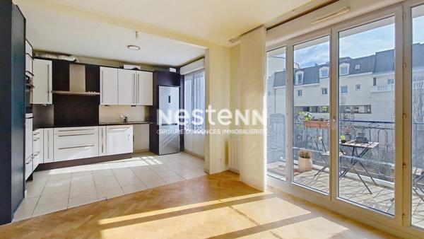A louer : Saint Cyr l'Ecole - Appartement  meublé de 3 pièces de 68 m², avec parking en s/sol