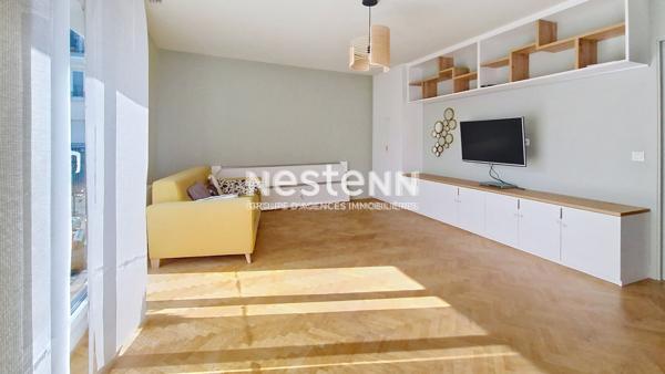 A louer : Saint Cyr l'Ecole - Appartement  meublé de 3 pièces de 68 m², avec parking en s/sol