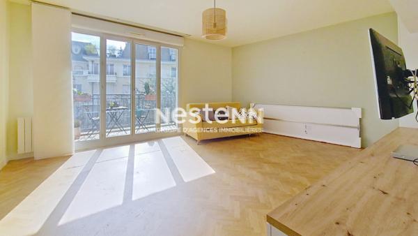 A louer : Saint Cyr l'Ecole - Appartement  meublé de 3 pièces de 68 m², avec parking en s/sol