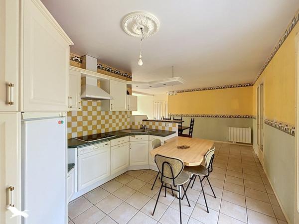 Maison à vendre 213 000 € Saumur 5 p 95,5 m² DPE D