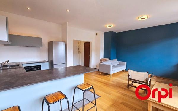 Appartement à vendre    3 pièces • 77,06 m2 Lyon 7