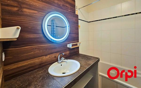 Appartement à vendre    3 pièces • 77,06 m2 Lyon 7