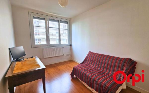 Appartement à vendre    3 pièces • 77,06 m2 Lyon 7
