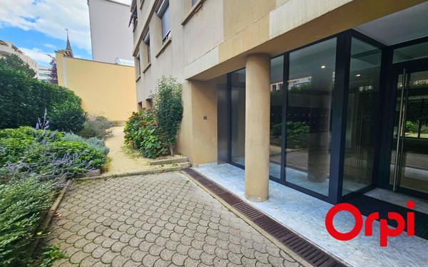 Appartement à vendre    3 pièces • 77,06 m2 Lyon 7