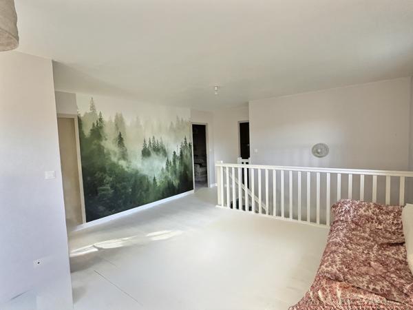 Divonne-les-Bains (01220) Proche du Golf, magnifique Villa rénovée dans son écrin de verdure