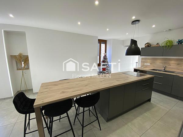 Superbe rénovation au cœur du village !