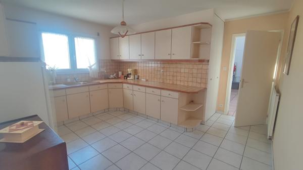 Maison plain-pied 138m² au coeur du Poiré-sur-Vie : volumes, potentiel et emplacement privilégié