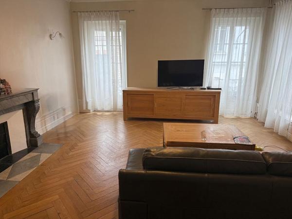 Appartement Chalon Sur Saone 4 pièce(s) 111m² dont  104 m2 (carrez)