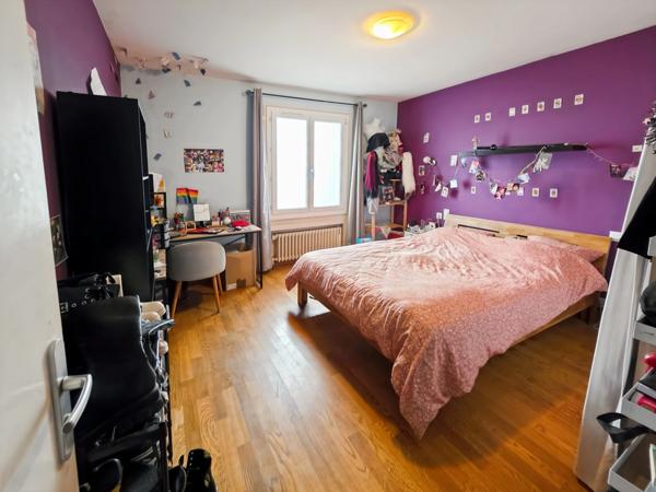 Maison familiale de 13 pièces 211 m² dont un appartement indépendant de 68 m² – Sur les hauteurs de Perrigny, proche de Lons-le-Saunier