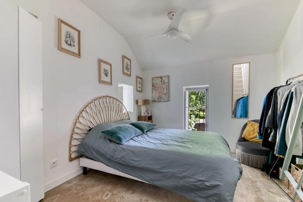 Lyon 4 - Chazière - Maison de 105,65 m² (surface au sol 177,10 m²) - 3 chambres - Terrain de 297 m²