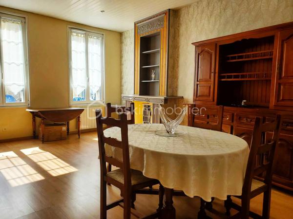 Maison en pierre de 260 m²