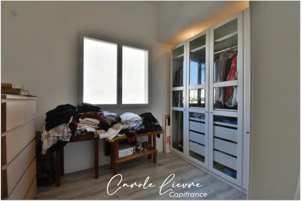 Maison contemporaine de 121 m² avec piscine – 3 chambres, dressing + bureau ou second dressing – Garage