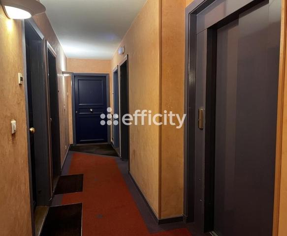 Appartement
         1 pièce
        - 25 m² Exclusivité 185 000 € *
