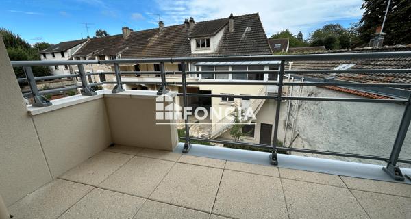 Location Appartement 2 pièces 46.31 m² - Brie-comte-robert 77170