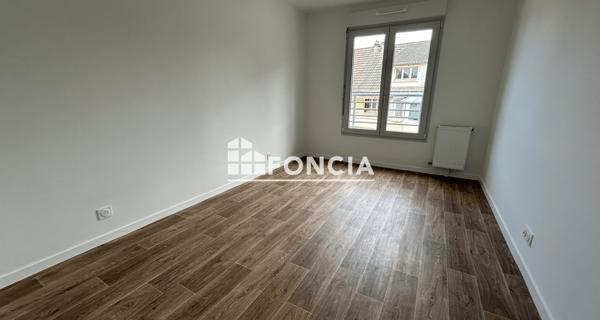 Location Appartement 2 pièces 46.31 m² - Brie-comte-robert 77170
