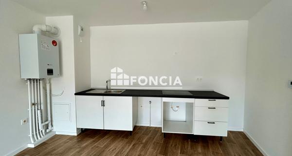 Location Appartement 2 pièces 46.31 m² - Brie-comte-robert 77170