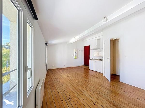 Appartement 120 000 € Bordeaux 1 pièce 27 m² DPE C