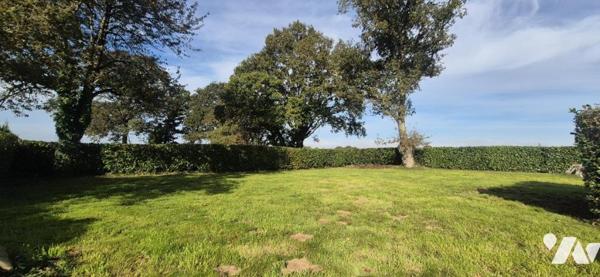 MAISON EN PIERRES - TERRAIN 1213 M2 - GARAGE