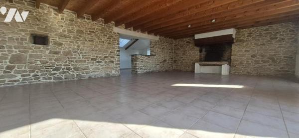 MAISON EN PIERRES - TERRAIN 1213 M2 - GARAGE