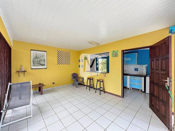 DPT GUYANE, à vendre MATOURY maison T4 de 114.08 m²  avec piscine + une maison T2 sur un terrain de 2500 m2