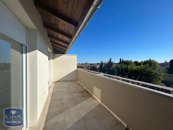 Appartement à louer 2 pièces 41.93m² Générac (30510)
