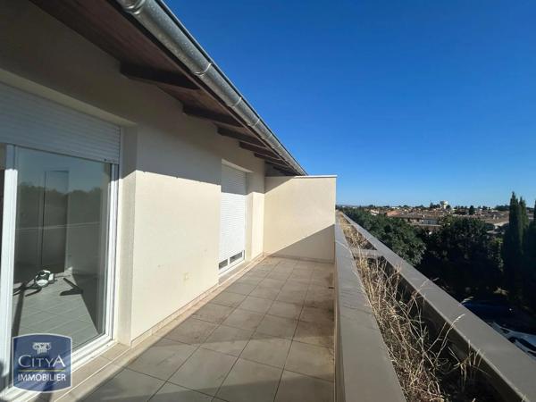 Appartement à louer 2 pièces 41.93m² Générac (30510)
