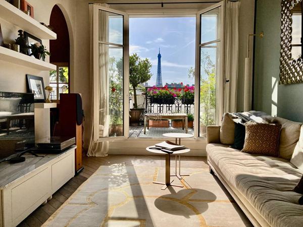 Paris 75116 Metro Pompe - Appartement 3P 65 m² 6eme et dernier étage avec terrasse de 14 m² plein sud vue Tour Eiffel €1 390 000 ** - Référence 25764