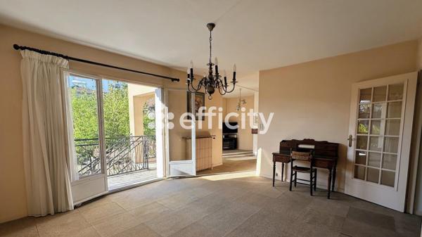 Maison
         4 pièces
        - 124 m² 349 000 € *