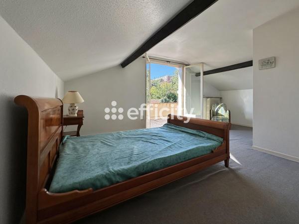 Maison
         4 pièces
        - 124 m² 349 000 € *