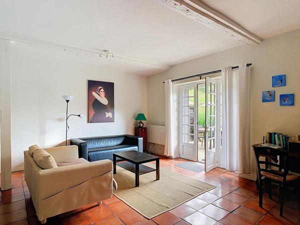 Superbe ensemble avec 5 gites et piscine