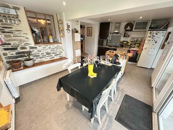 Maison 6 pièce(s) 3 chambre(s) 103 m²