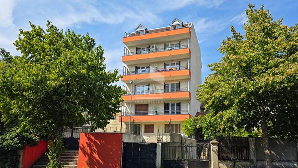 Montreuil  Boissière Hôpital studio de 23.62 m2
