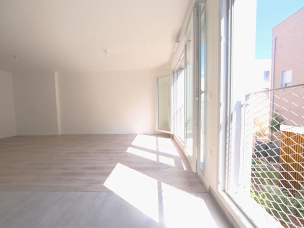 Appartement Romainville 3 pièce(s) 64 m2 loi Carrez