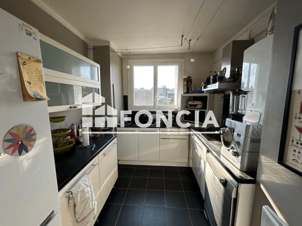 Location Appartement 5 pièces 113.7 m² - 11 RUE DE LA COTE D'OR Dijon 21000