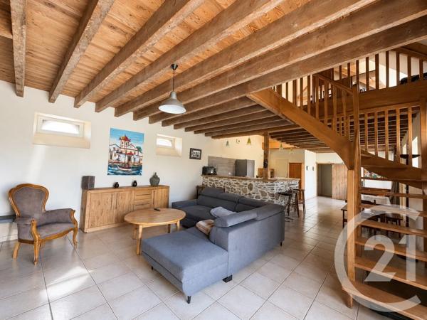 Maison à vendre  7 pièces - 130,59 m 2   CHATEAUBRIANT  - 44