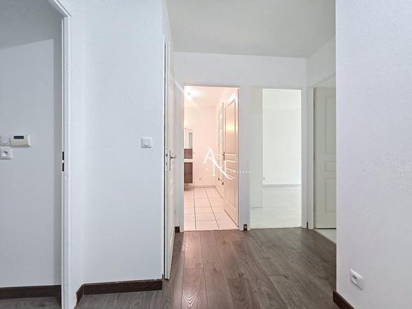 Appartement à MONTREUIL (93100)