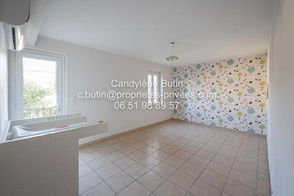 Maison de maitre comprenant 3 logements avec extérieur