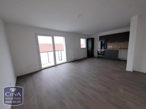 Appartement à louer 2 pièces 49m² Valenciennes (59300)