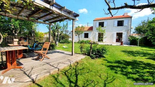 LES SORINIERES, maison familiale des années 1980 avec 4 chambres