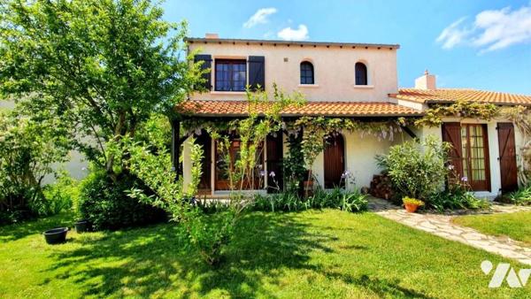 LES SORINIERES, maison familiale des années 1980 avec 4 chambres