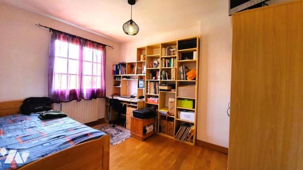 LES SORINIERES, maison familiale des années 1980 avec 4 chambres