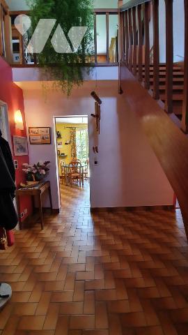 LES SORINIERES, maison familiale des années 1980 avec 4 chambres