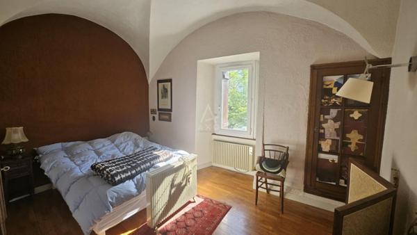 PALLUD ((73200) : APPARTEMENT T7 DE 224.40 M² AVEC TERRASSES, JARDIN, GARAGE DOUBLE