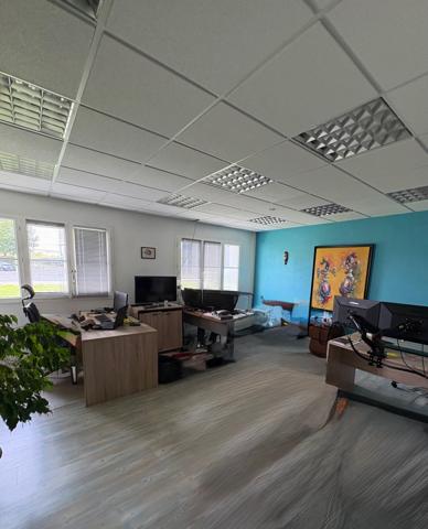 LOCAL COMMERCIAL A LOUER – LA ROCHELLE – LES MINIMES