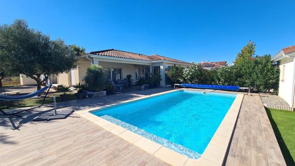 Aussonne, maison familiale de plain-pied avec piscine