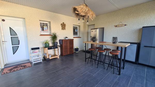 Aussonne, maison familiale de plain-pied avec piscine